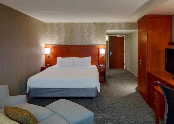 Courtyard By Marriott West/hilliard Hotel