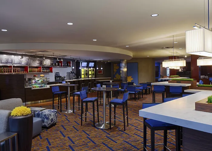 Hotel Courtyard By Marriott West/hilliard 3*