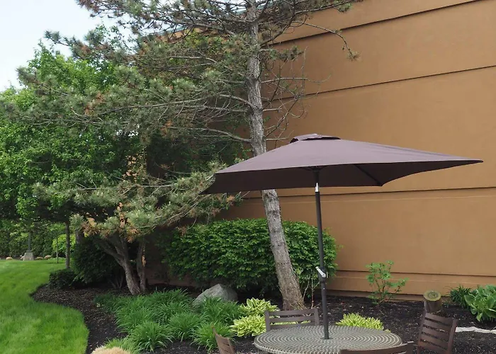 Hotel Courtyard By Marriott West/hilliard 3*